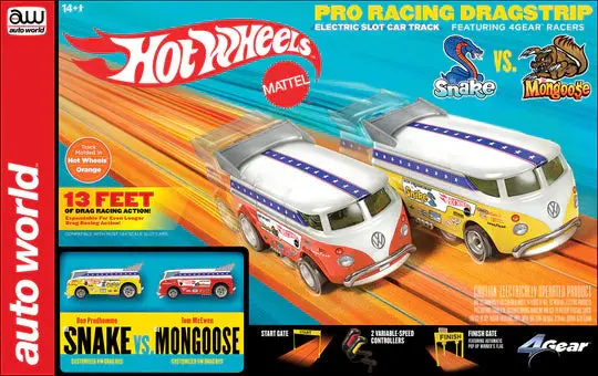Auto World 13' Hot Wheels "Snake" Vs "Mongoose" Manual Slot Drag Set Ho Scale 1