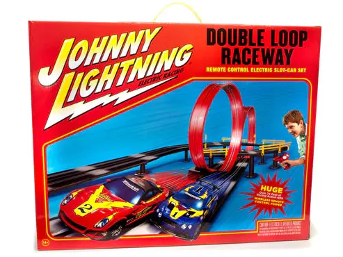 Auto World Johnny Lightning 24' Double Loop Raceway Remote Control Electric 1:43 Scale Slot Race Set 1