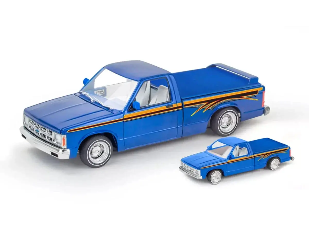 Revell 1/25 Big+Little 91' Chevy S-10 Lowrider Limited Edition Plastic Model Kit W/Die-Cast 91' S-10 Lowrider 1